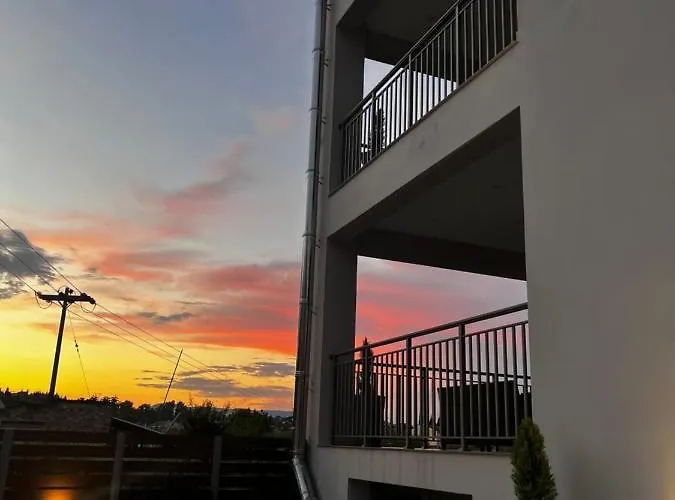 Giannel Luxury Apartment 1