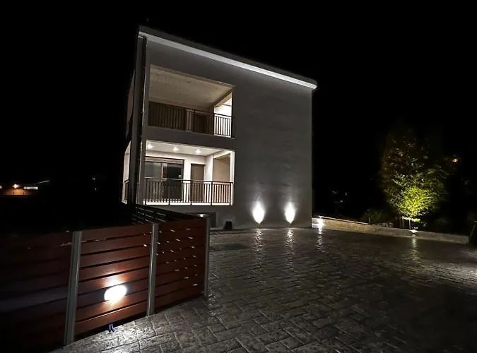 Giannel Luxury Apartment 1
