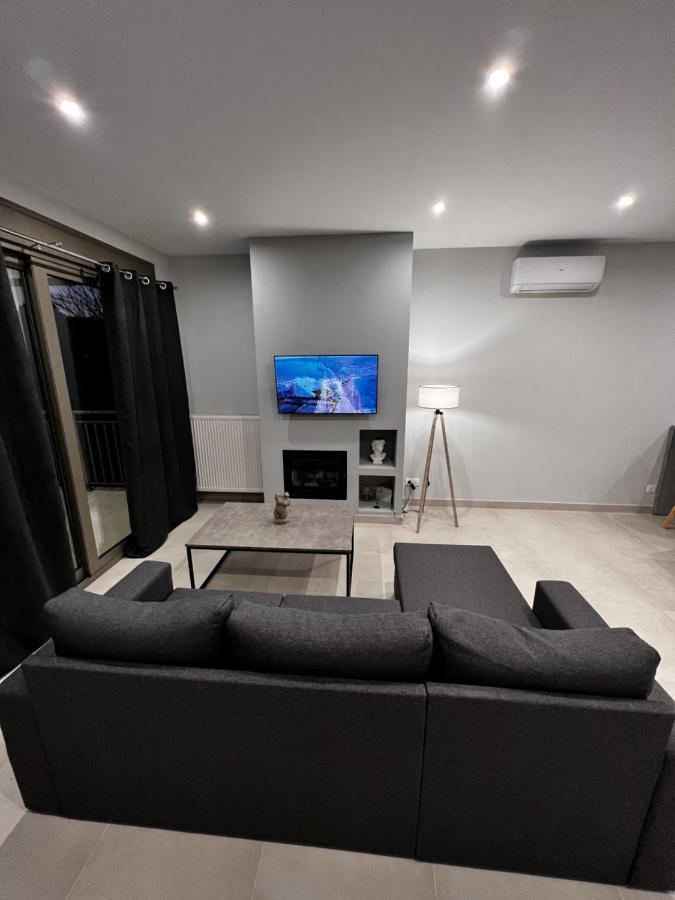 Giannel Luxury 1 *